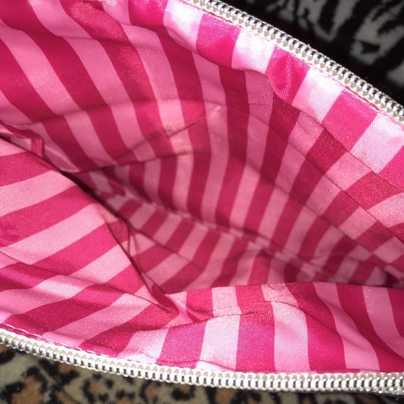 Victoria’s Secret angel silver makeup bag - Picture 5 of 7